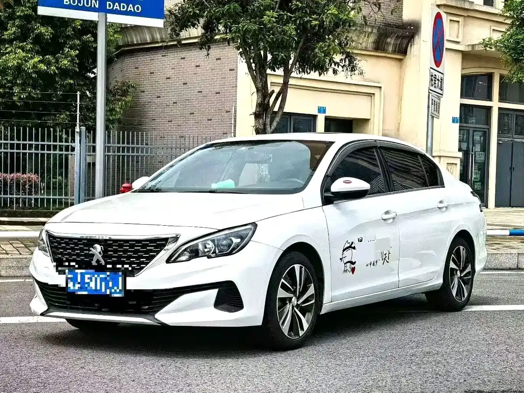 Peugeot 408