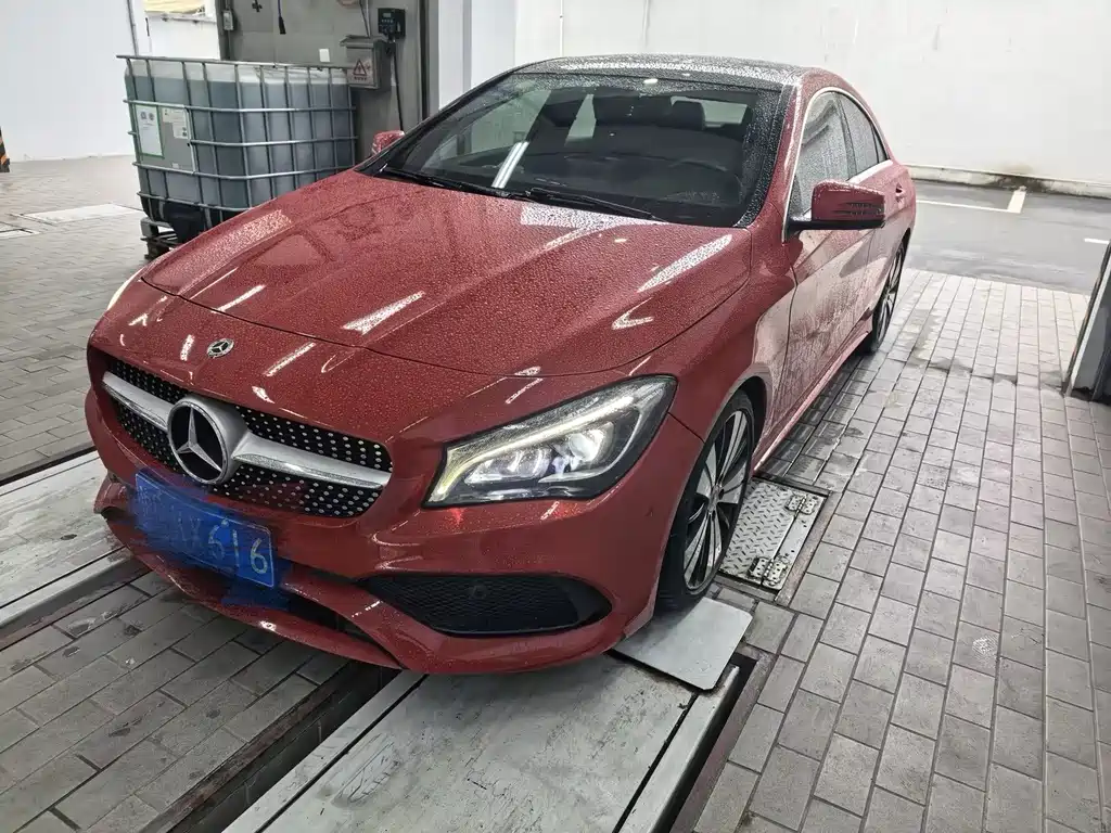 Mercedes-Benz CLA