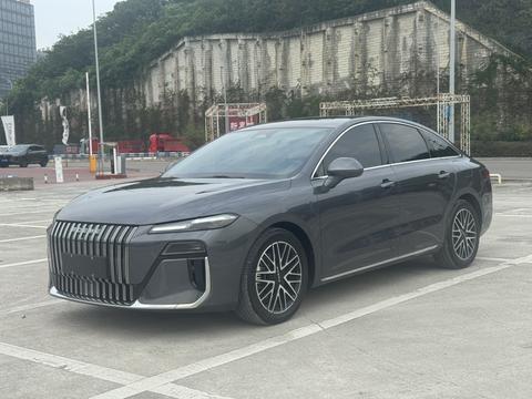 Roewe M7 DMH