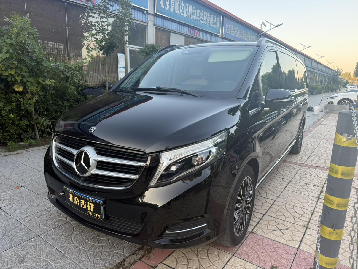 Mercedes-Benz V-Class