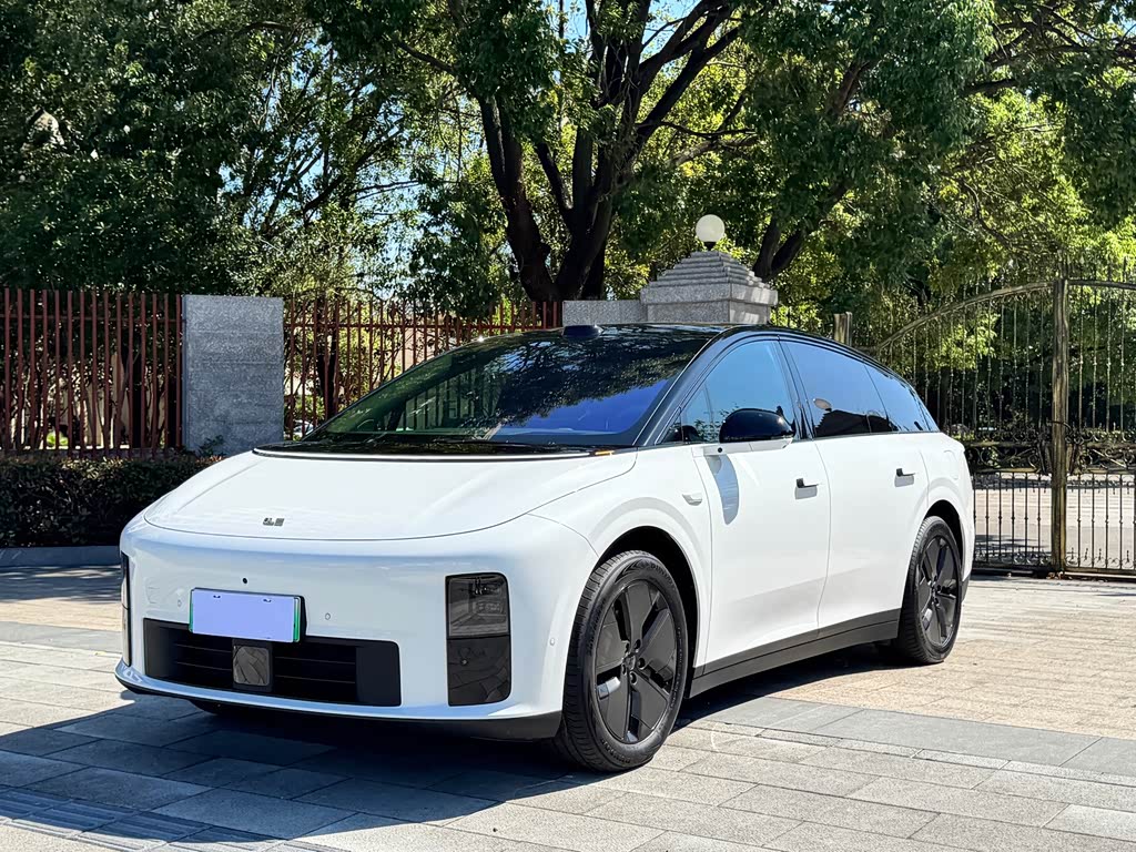 Li Auto i6