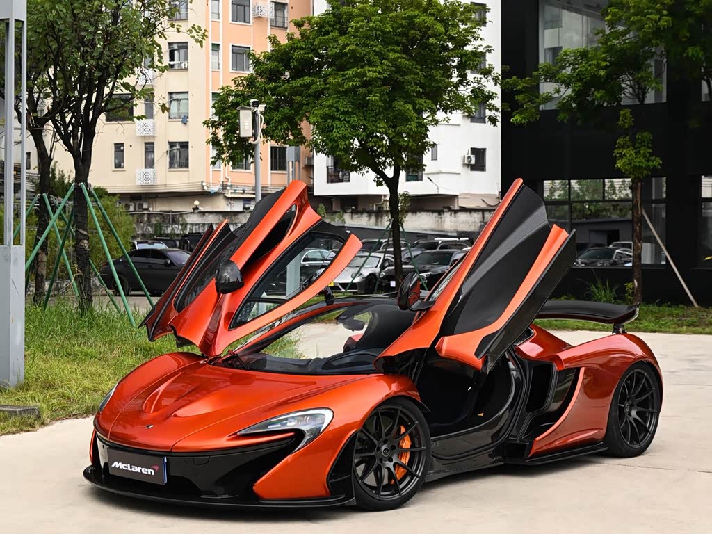 McLaren P1