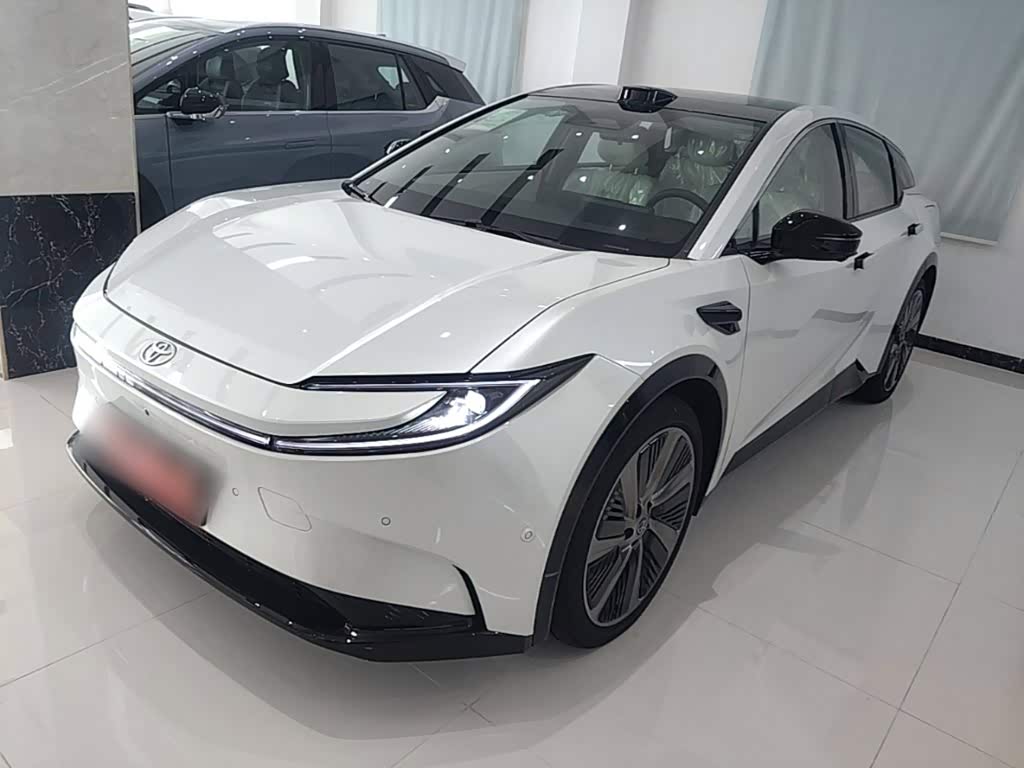 Toyota bZ5