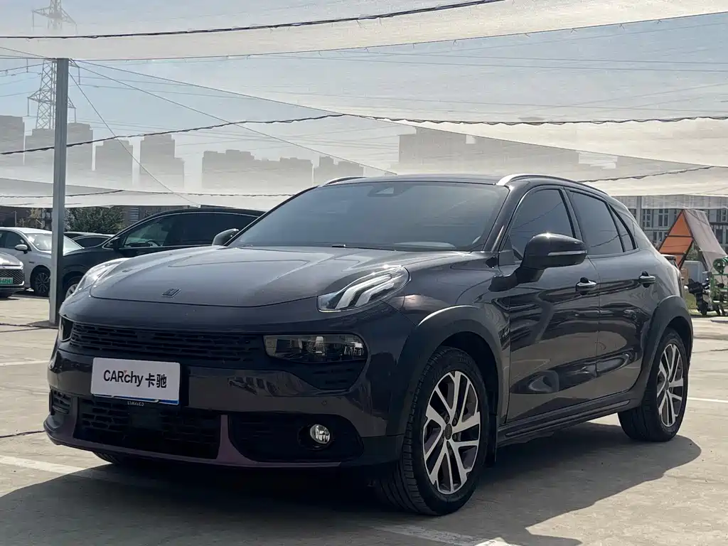 Lynk & Co 02