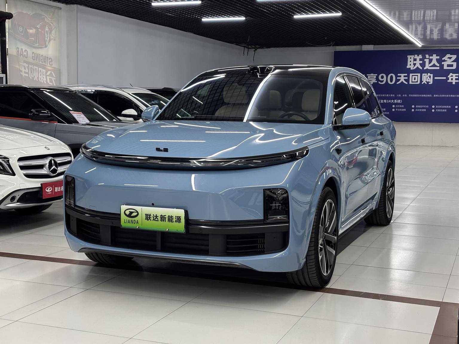 Li Auto L8