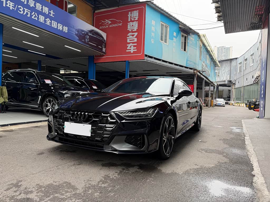 Audi A7L