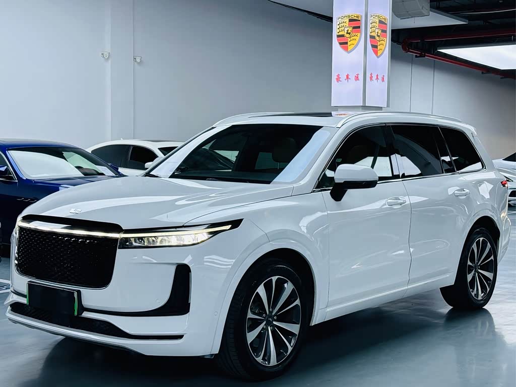 Li Auto ONE