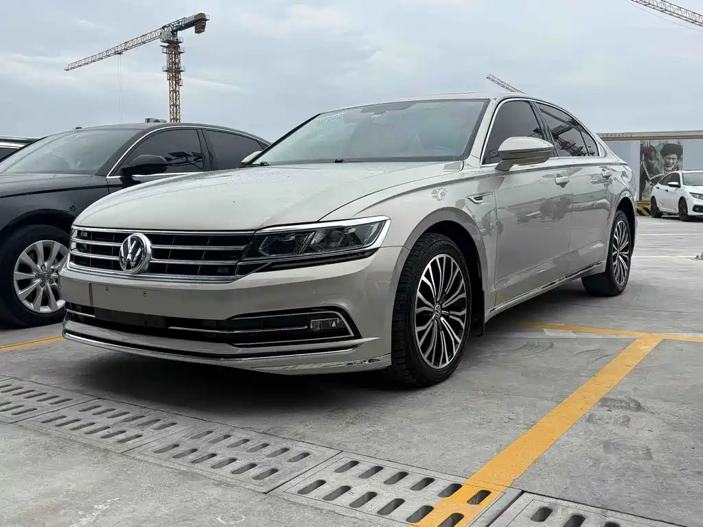 Volkswagen Phideon