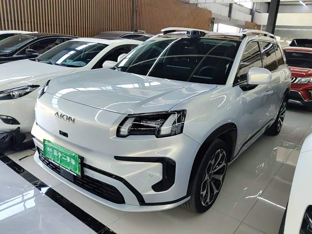 Aion V