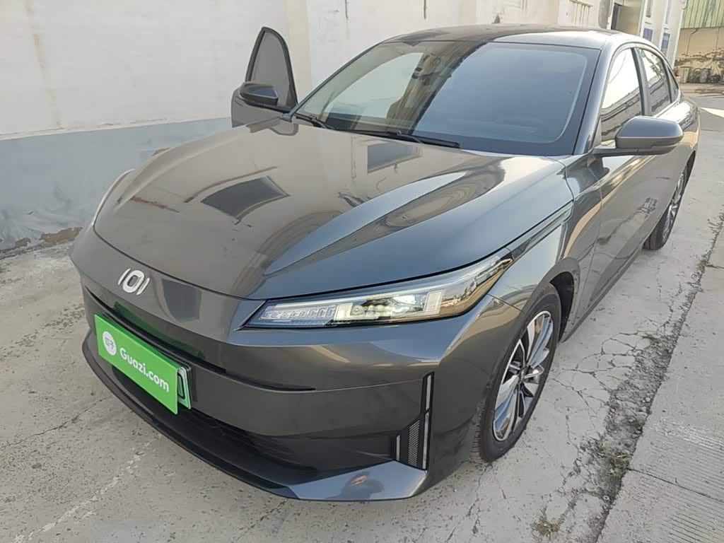Changan A05
