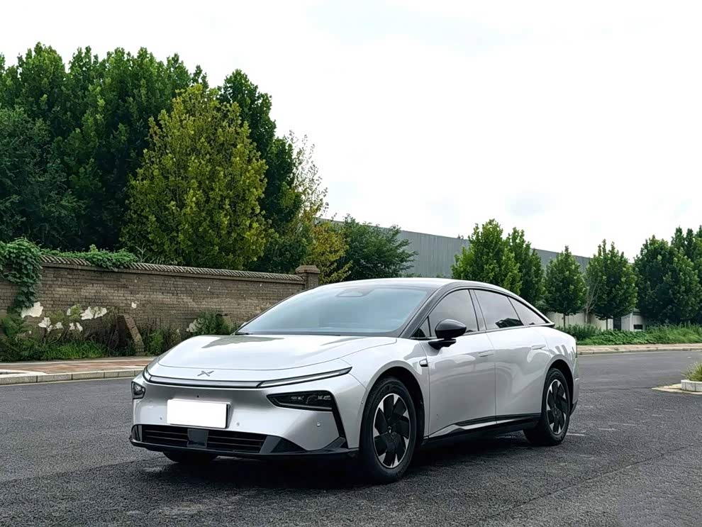 Xpeng P7
