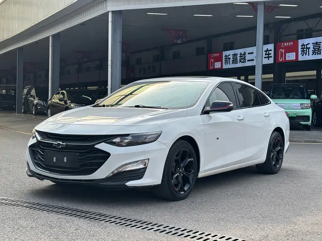 Chevrolet Malibu XL