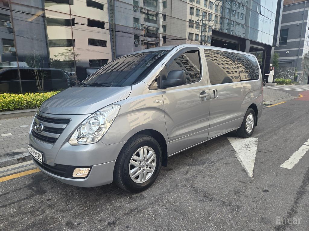 Hyundai Grand Starex