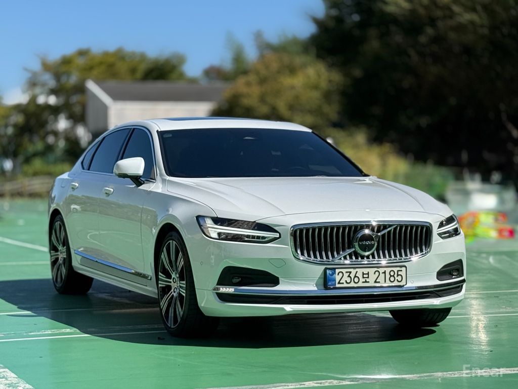 Volvo S90