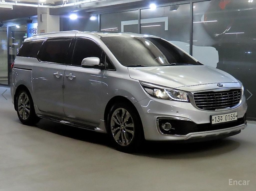 Kia Carnival