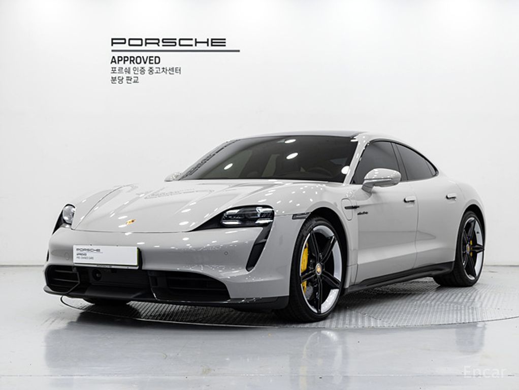 Porsche Taycan