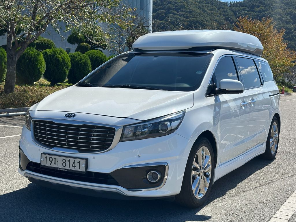 Kia Carnival