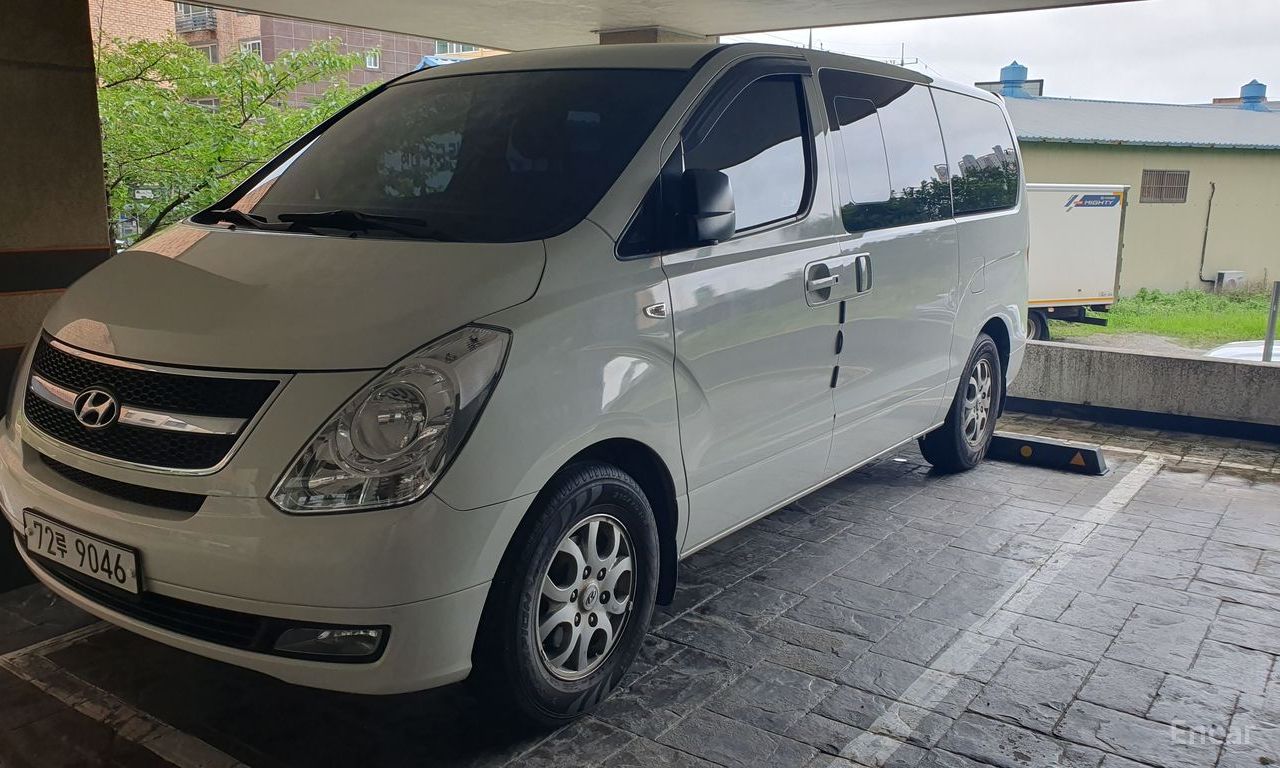 Hyundai Grand Starex