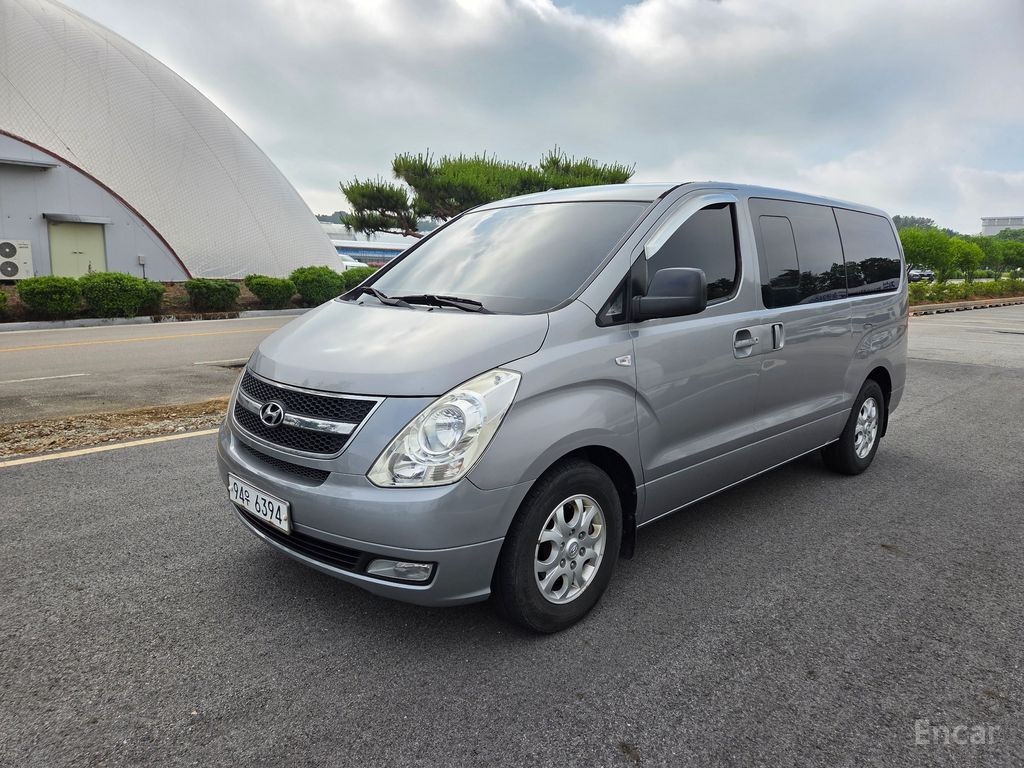 Hyundai Grand Starex