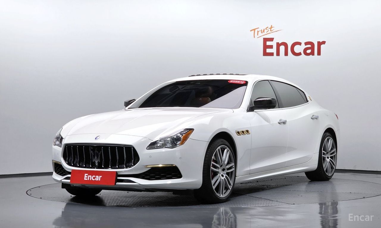 Maserati Quattroporte