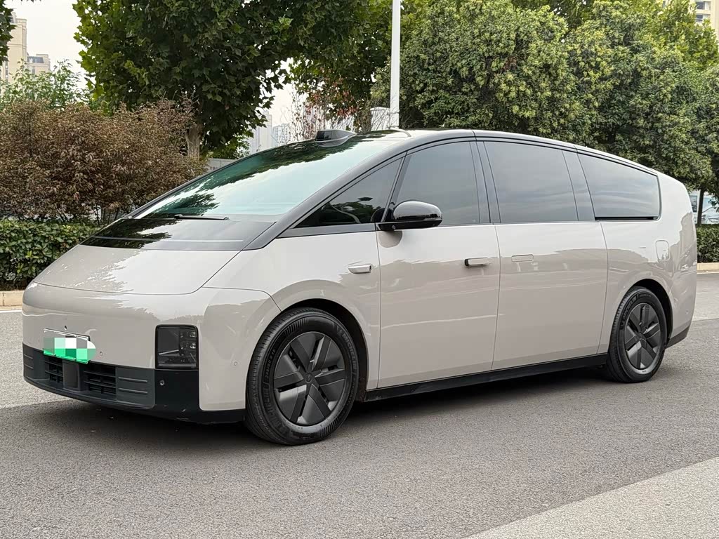 Li Auto MEGA