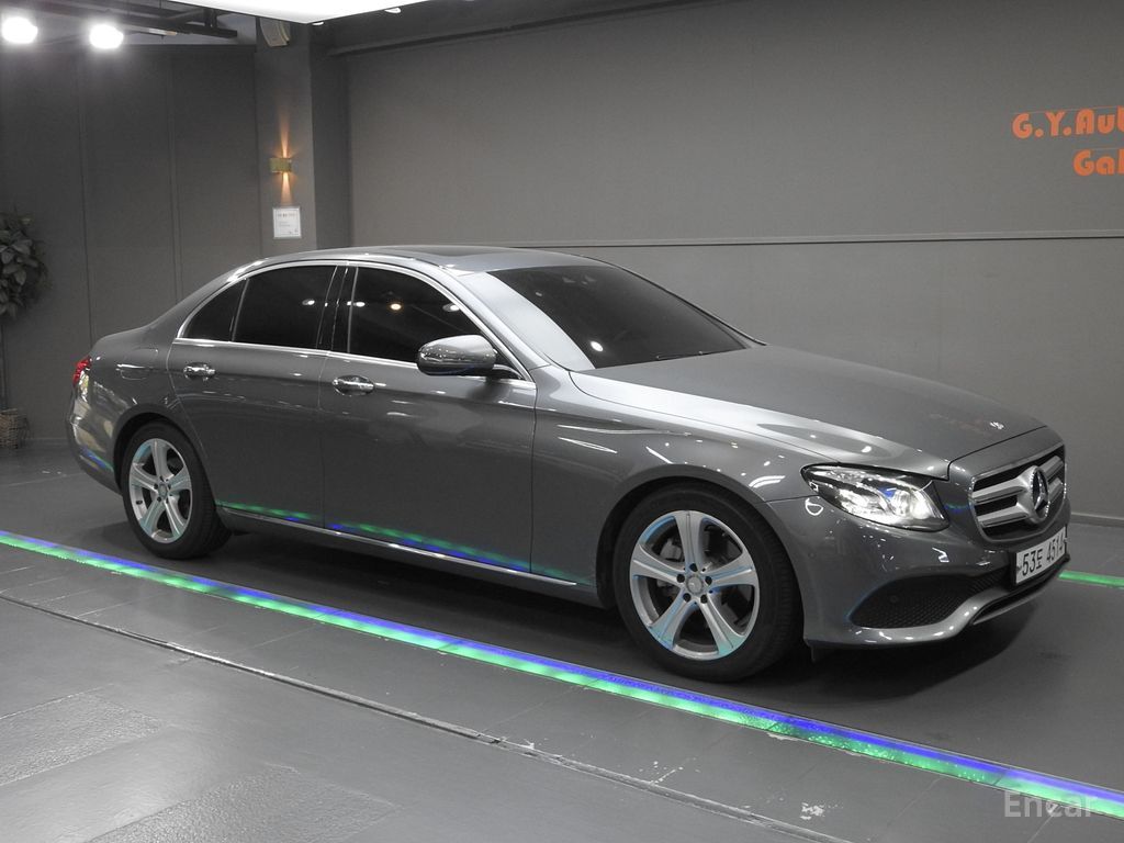 Mercedes-Benz E-Class W213