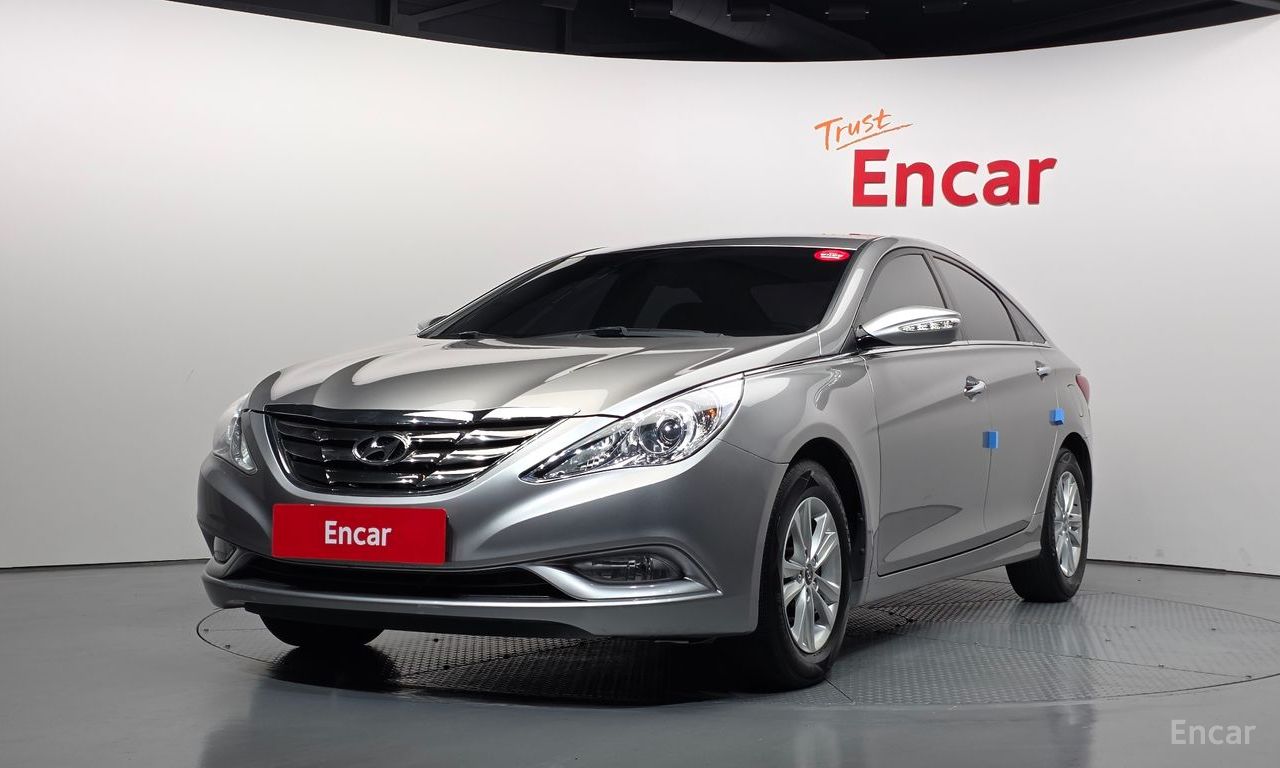 Hyundai YF Sonata