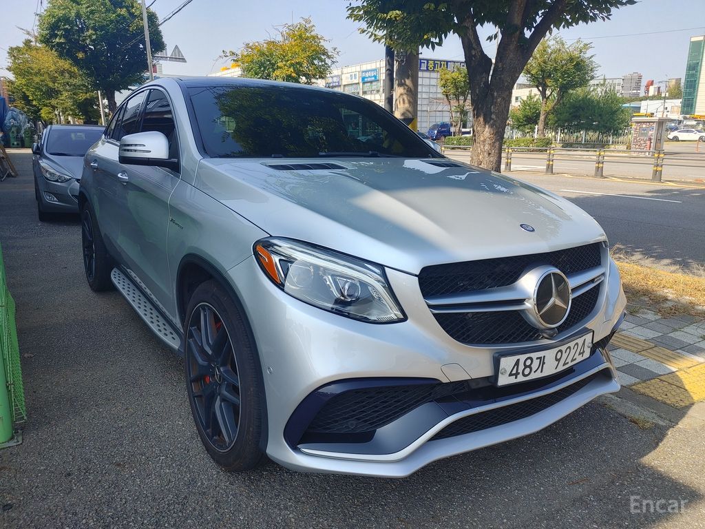 Mercedes-Benz GLE-Class W166