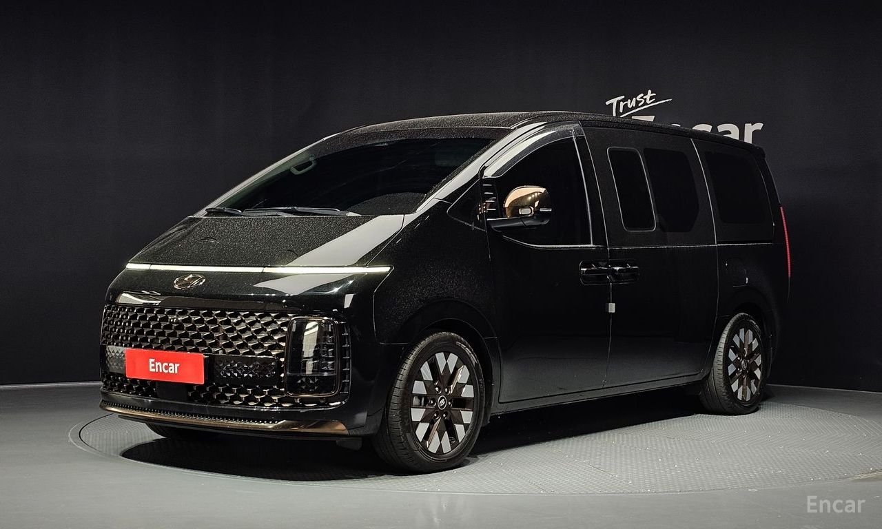 Hyundai Staria