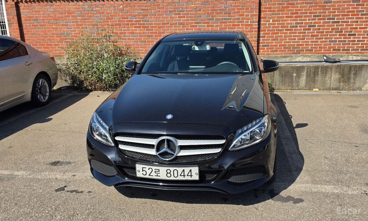 Mercedes-Benz C-Class W205