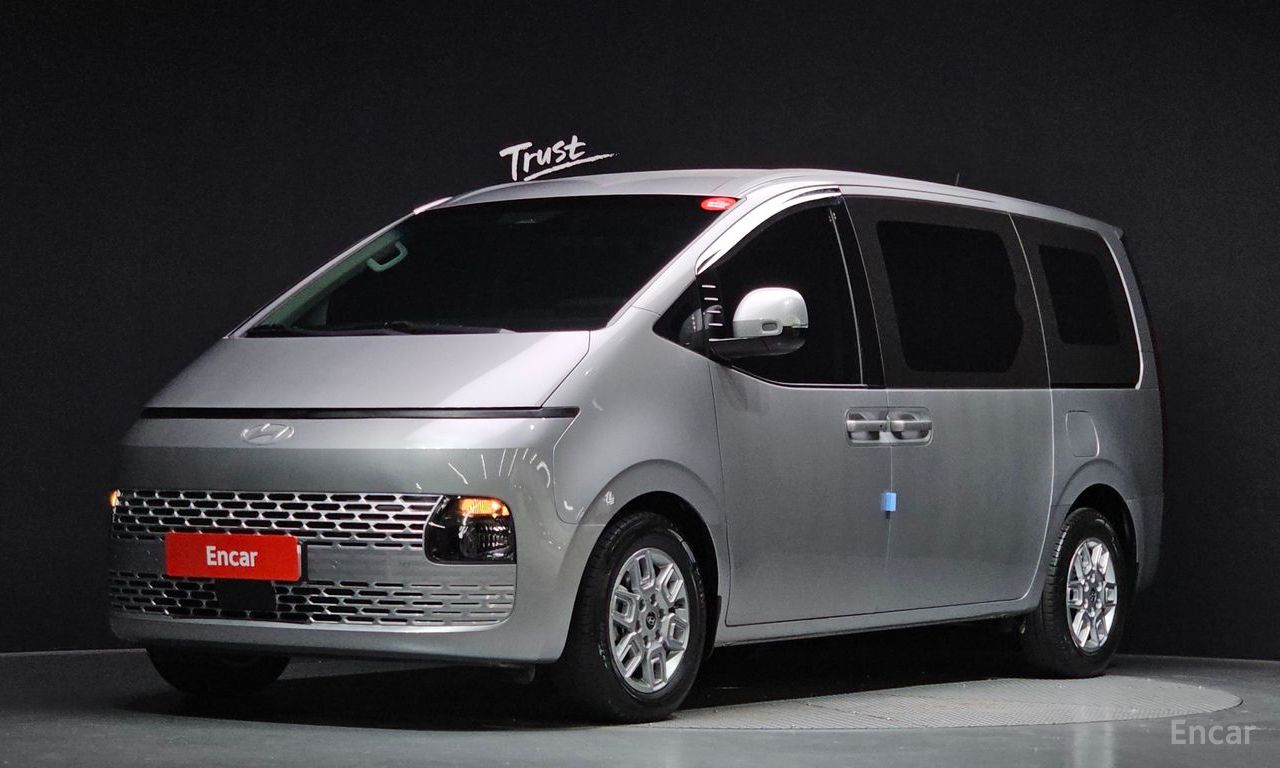 Hyundai Staria