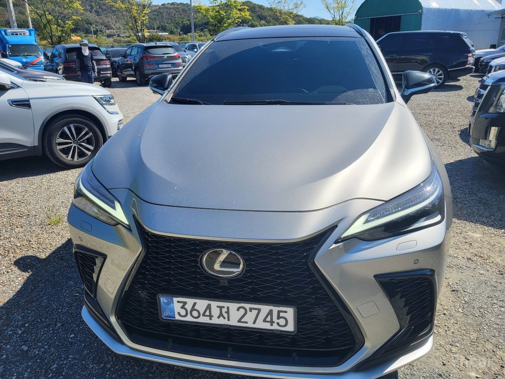 Lexus NX450h+