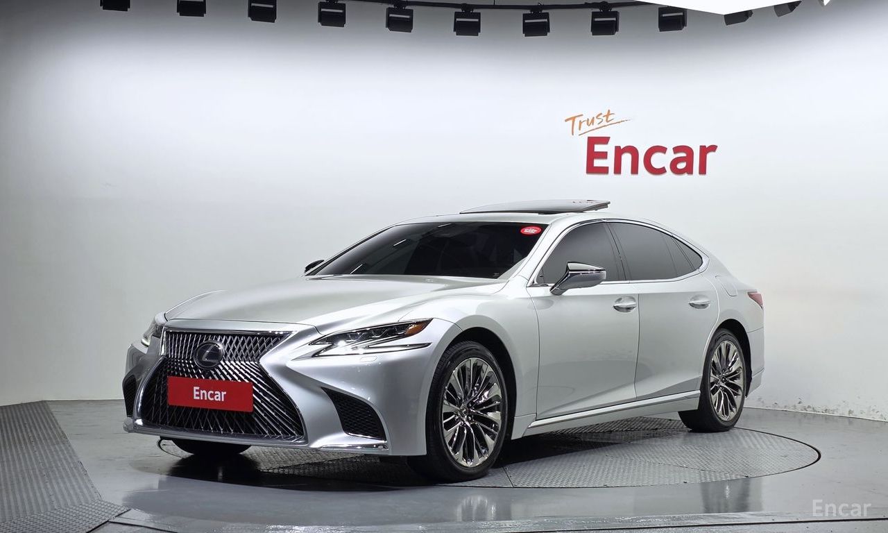Lexus LS500h