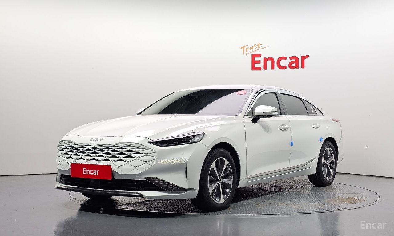 Kia K8 hybrid
