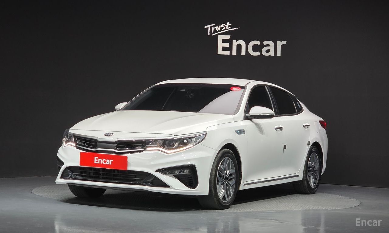 Kia K5 hybrid