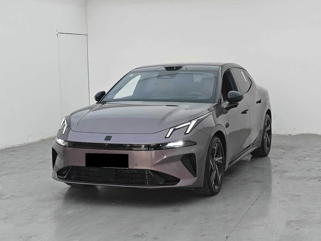 Lynk & Co 07 EM-P