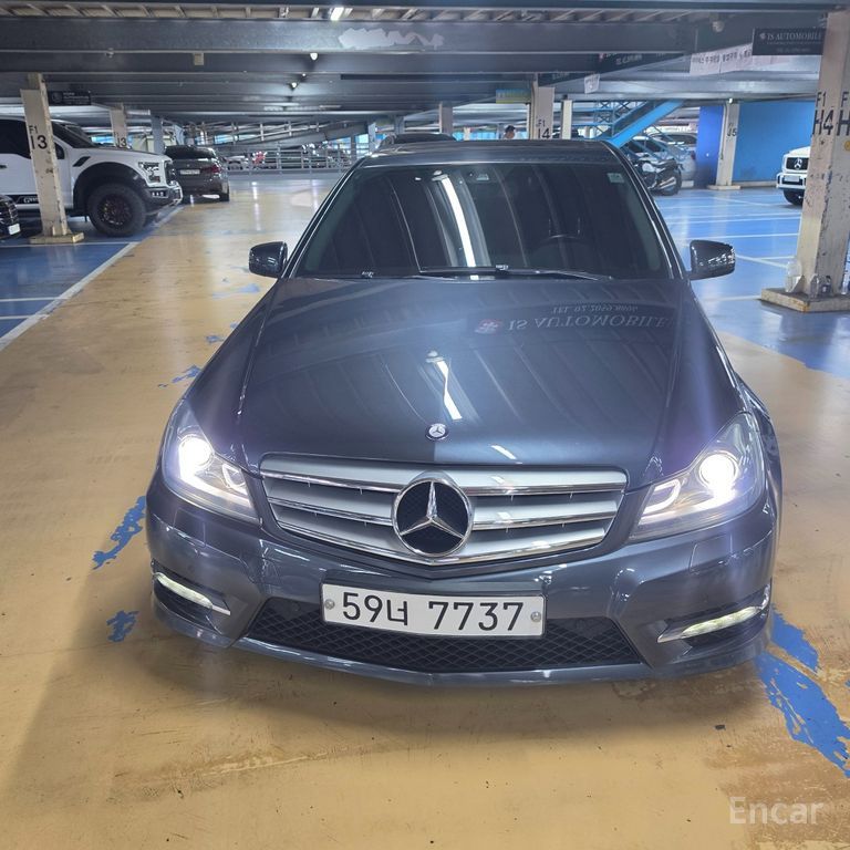 Mercedes-Benz C-Class W204