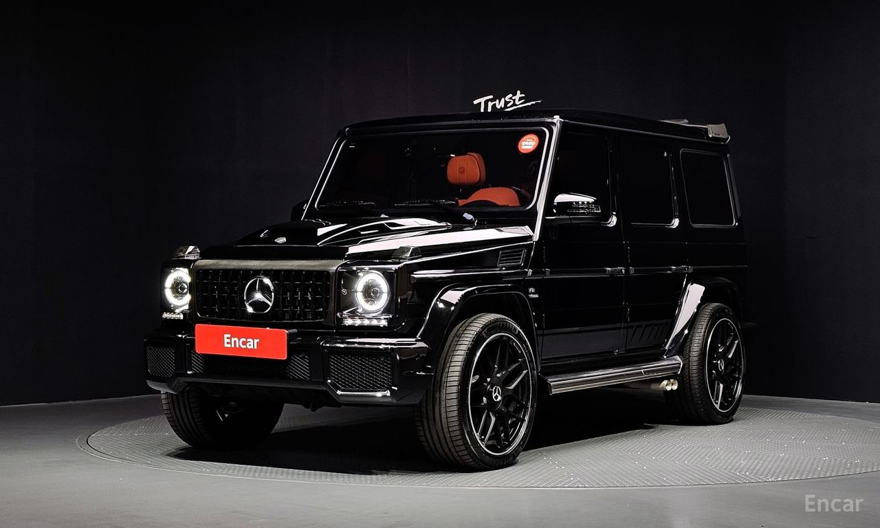 Mercedes-Benz G-Class W463