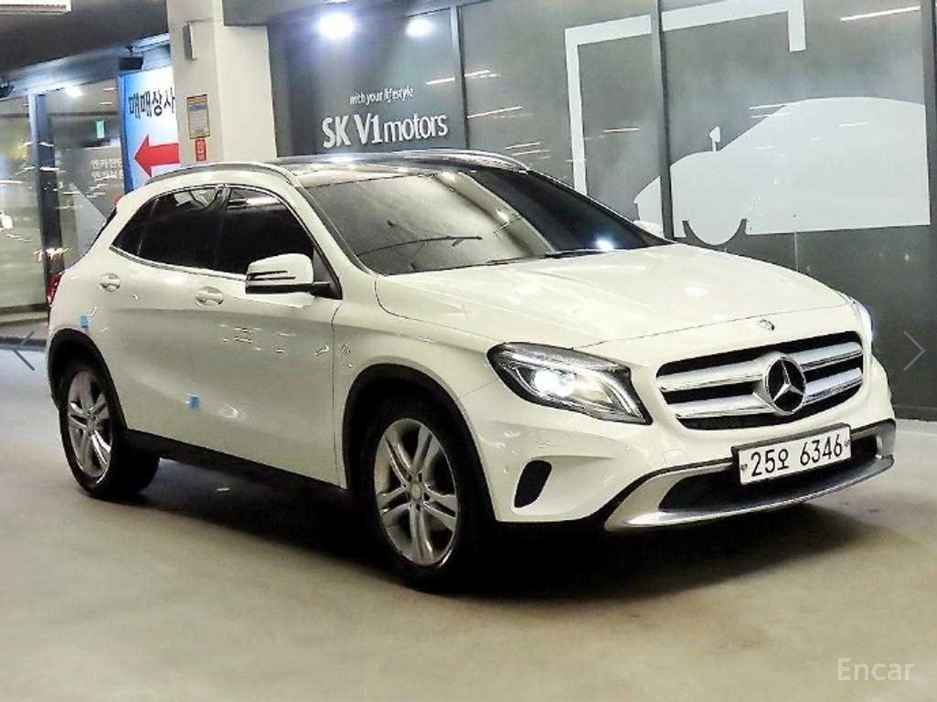 Mercedes-Benz GLA-Class X156