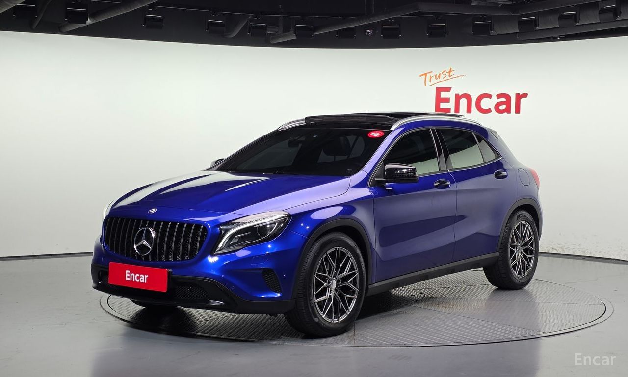 Mercedes-Benz GLA-Class X156