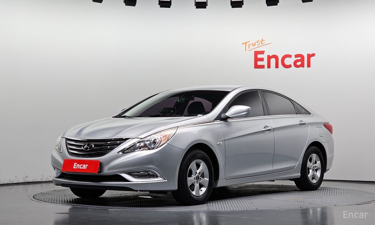 Hyundai YF Sonata