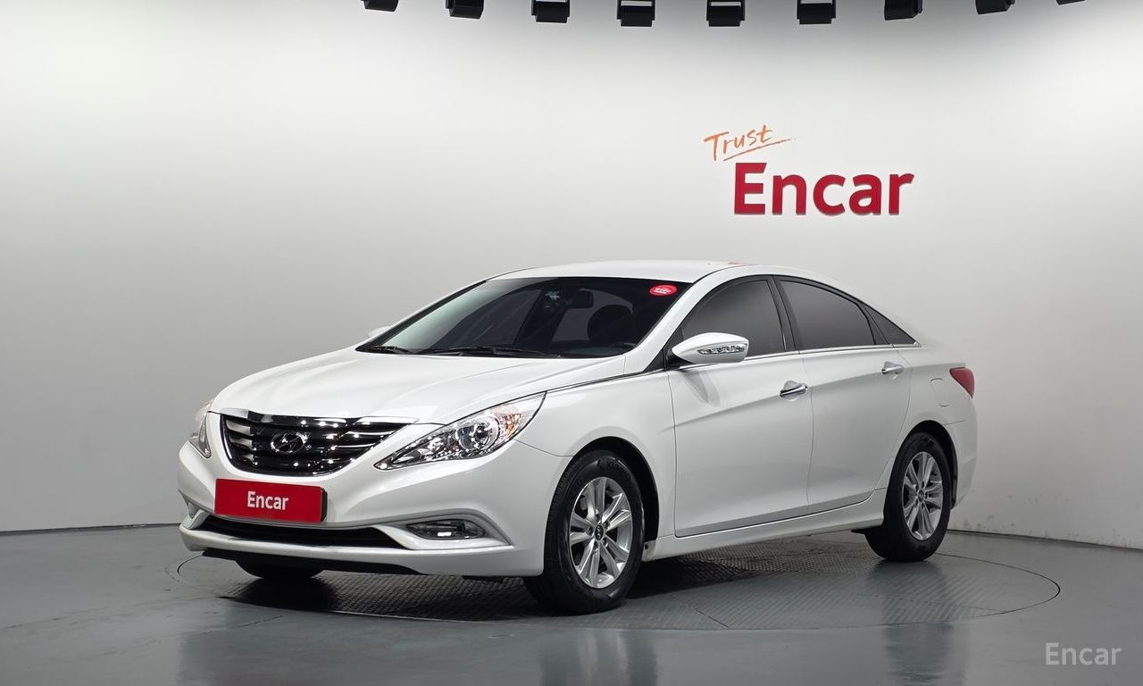 Hyundai YF Sonata