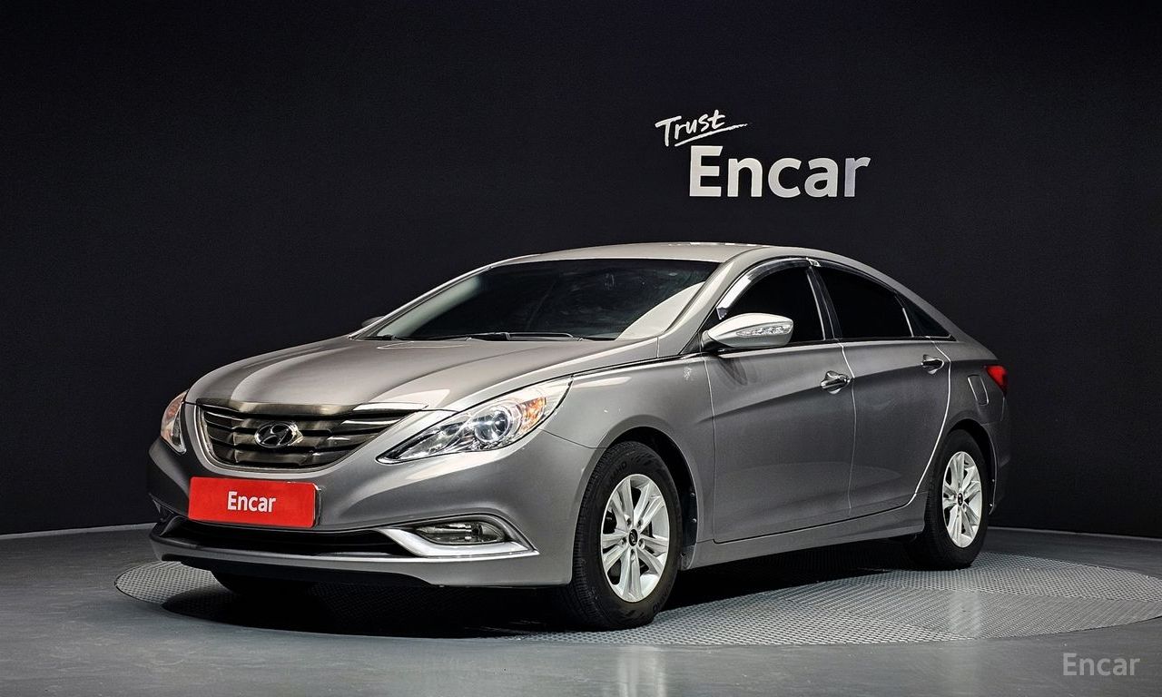Hyundai YF Sonata