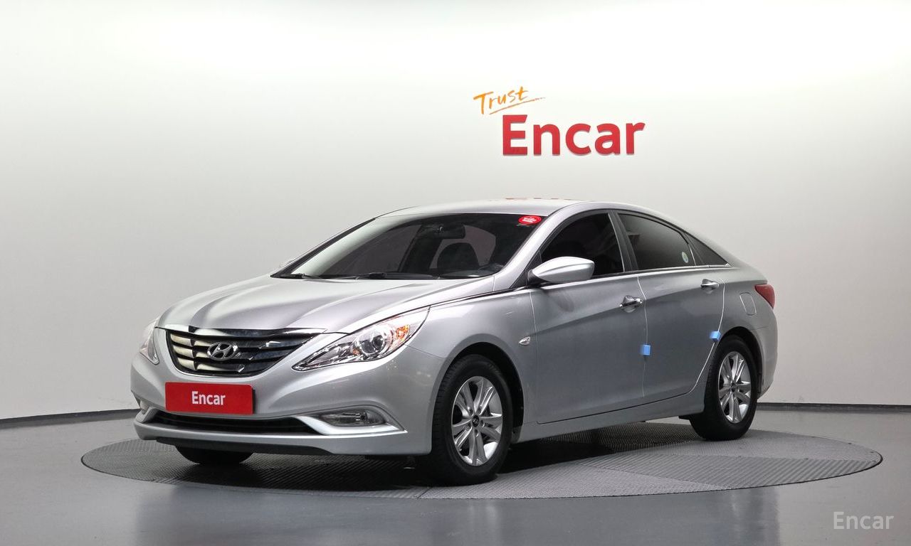 Hyundai YF Sonata