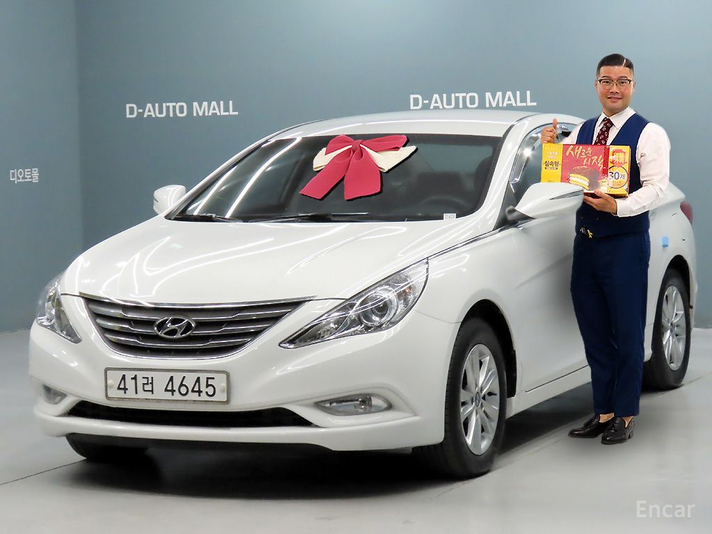 Hyundai YF Sonata