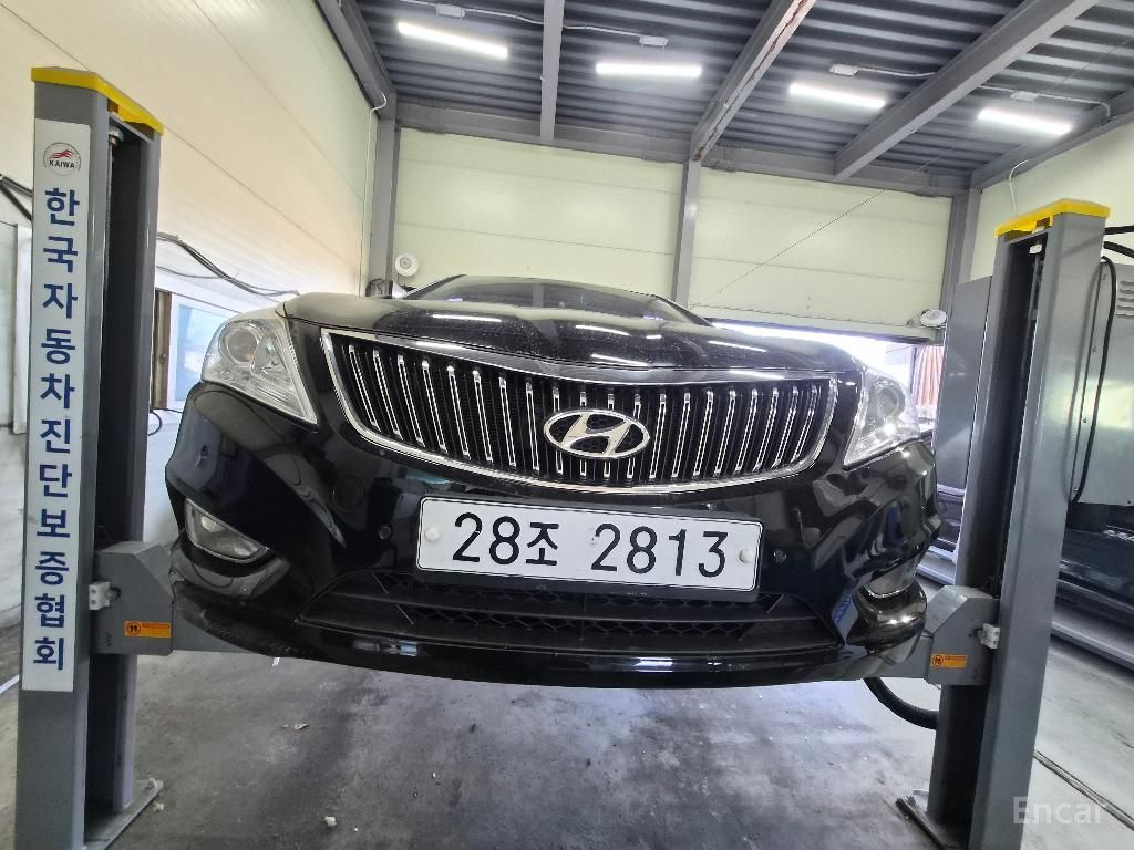 Hyundai Grandeur HG hybrid