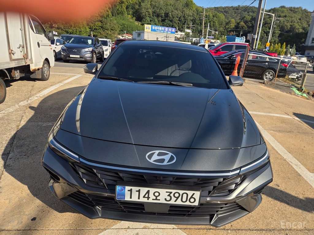 Hyundai Avante hybrid