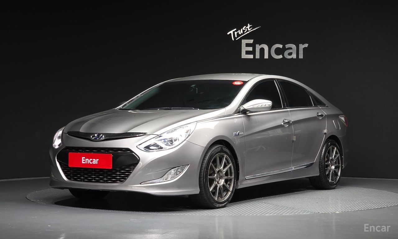 Hyundai Sonata hybrid