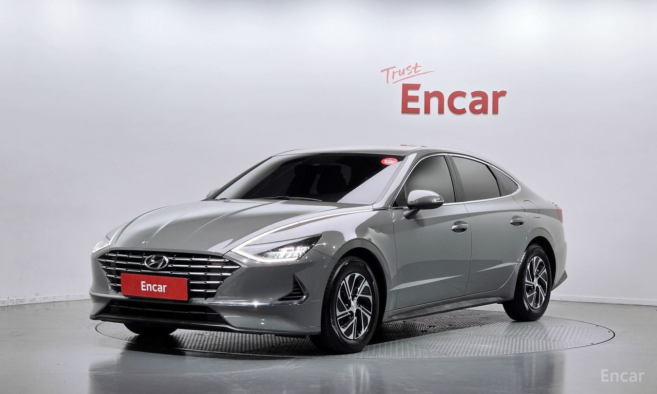Hyundai Sonata hybrid