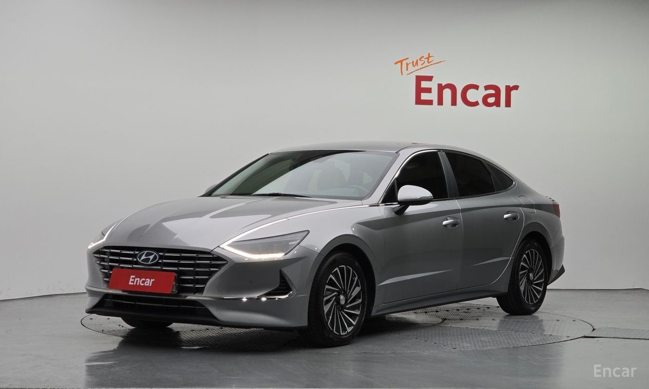 Hyundai Sonata hybrid